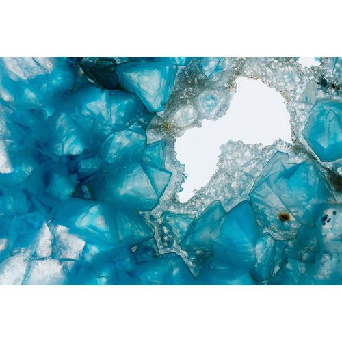 Muench, Zandria 아티스트의 Sliced rock crystals작품입니다.